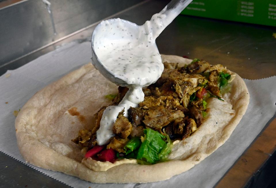 10 Tasty Food Tours To Book Via Airbnb This Summer